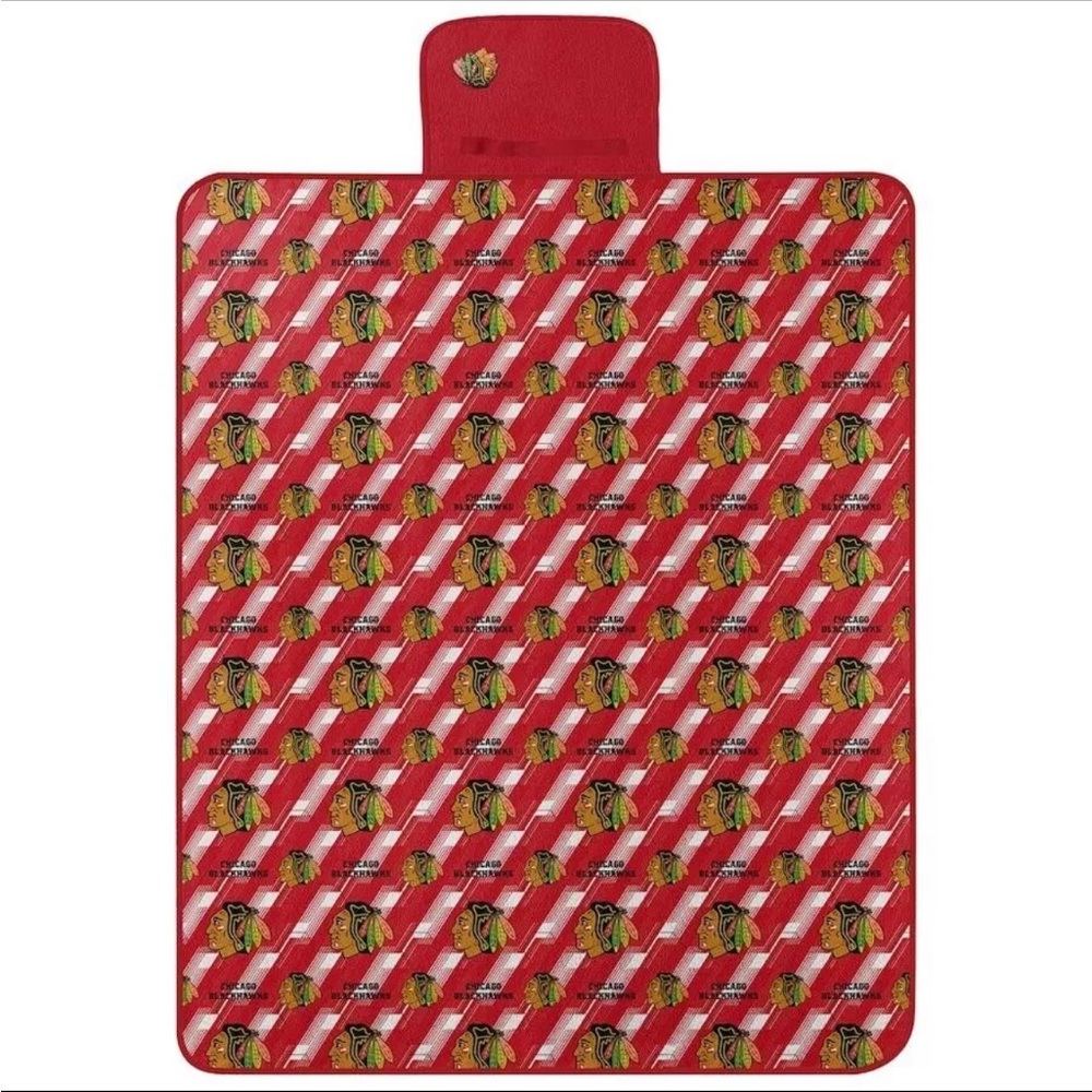 Chicago Blackhawks NHL Hockey Northwest 60'' x 72'' Outdoor Picnic Blanket NEW